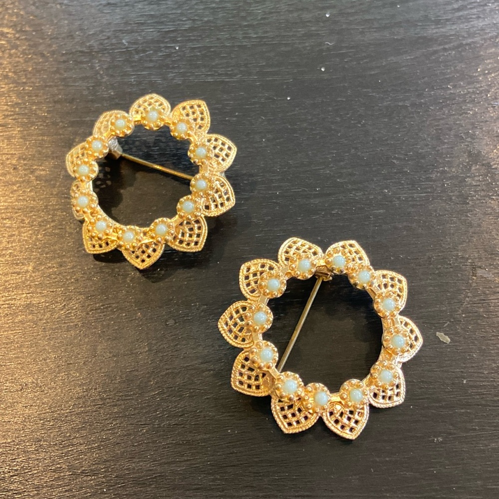 Two Gold brooches.No markings